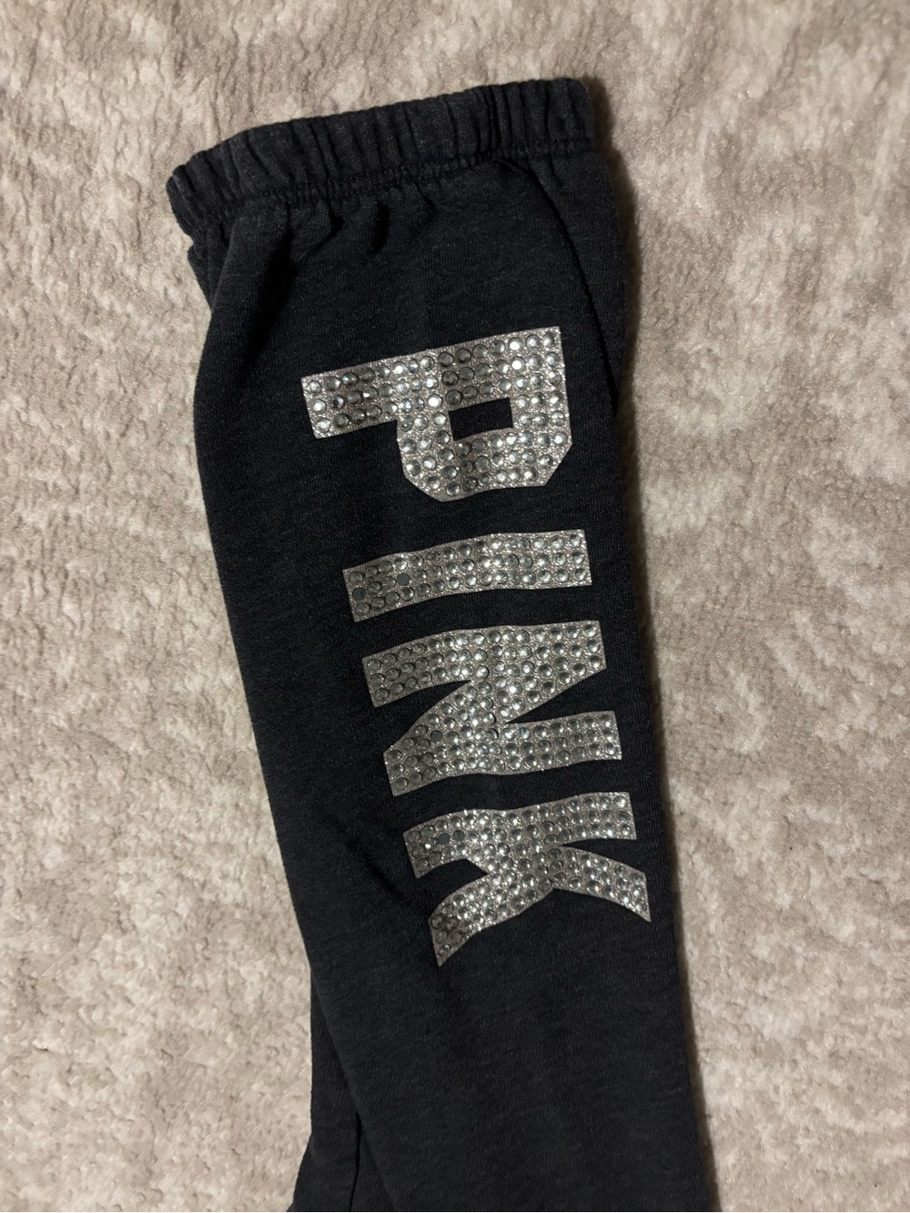 Victoria’s Secret PINK - Grey Sweatpant W/ Flower Print Graphic & Bedazzled Logo - Picture 4 of 9